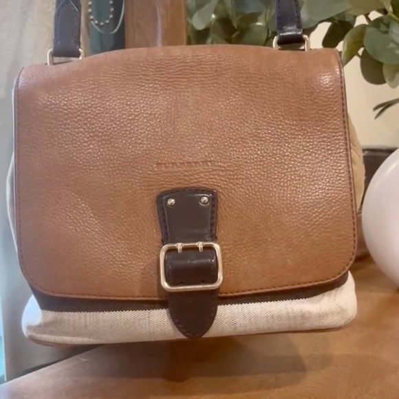 BURBERRY LONDON LARGE CHECK SHELLWOOD GOWAN MESSENGER BAG ADJUSTABLE STR… - Picture 1 of 7